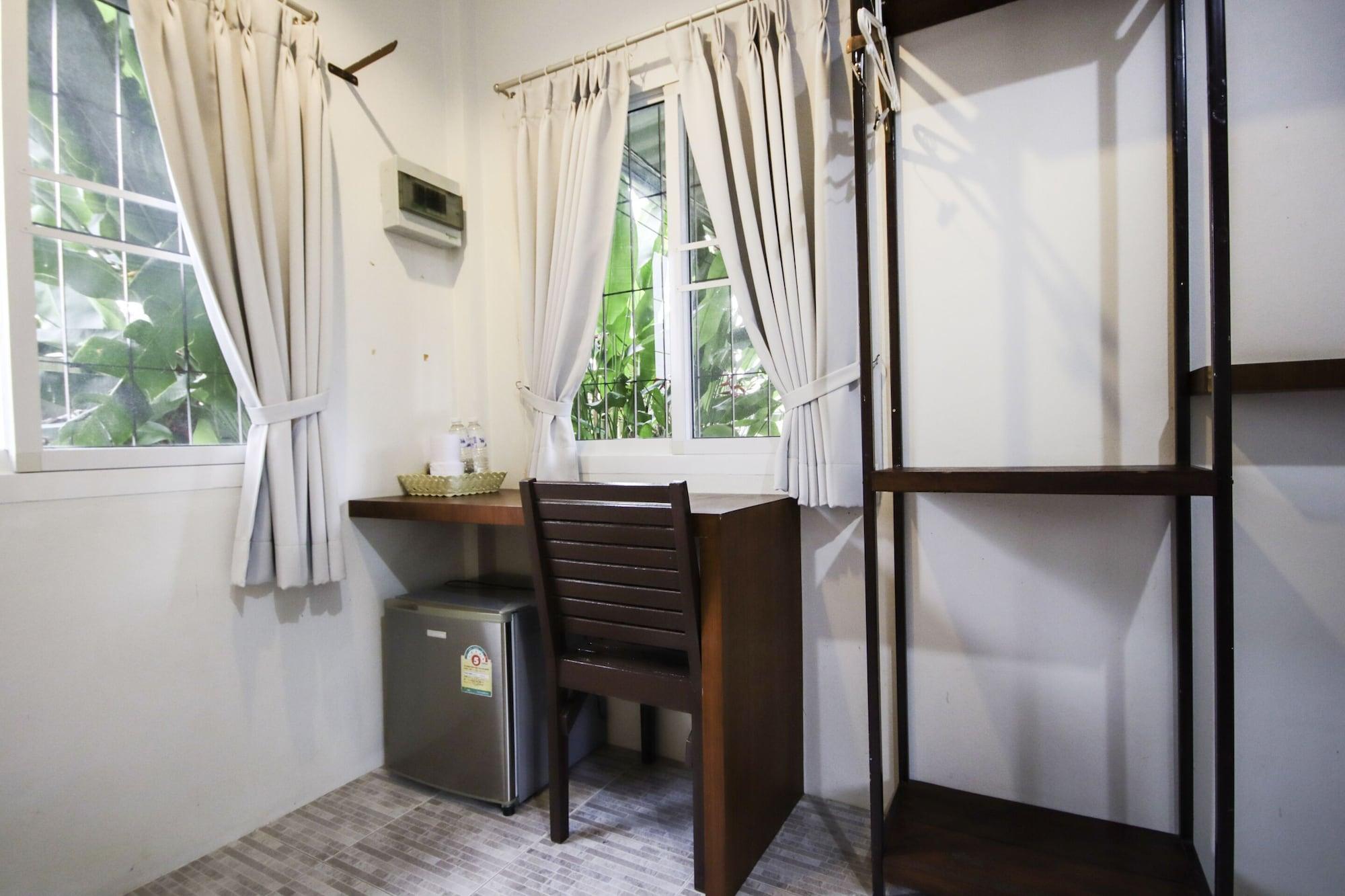 Banana Lodge Khao Lak Exterior photo